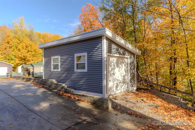 Builiding view eleven for 23941 Beers, Mesick, MI. 49668