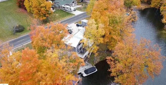 Builiding view sixty four for 23941 Beers, Mesick, MI. 49668