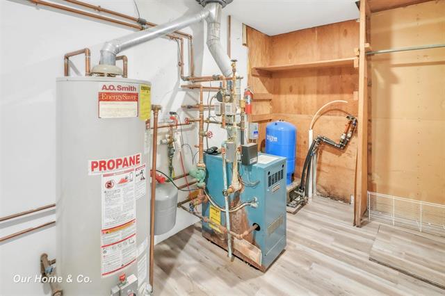 Builiding view thirty three for 2818 Brooks, Freeland, MI. 48623