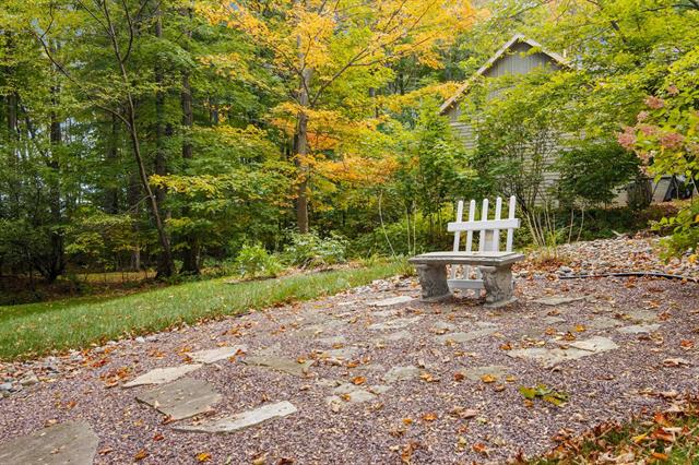 Builiding view fifty four for 5798 Bay Meadows, Traverse City, MI. 49684