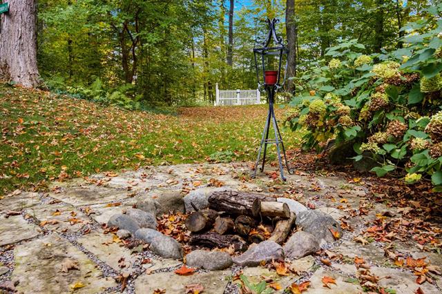 Builiding view fifty six for 5798 Bay Meadows, Traverse City, MI. 49684