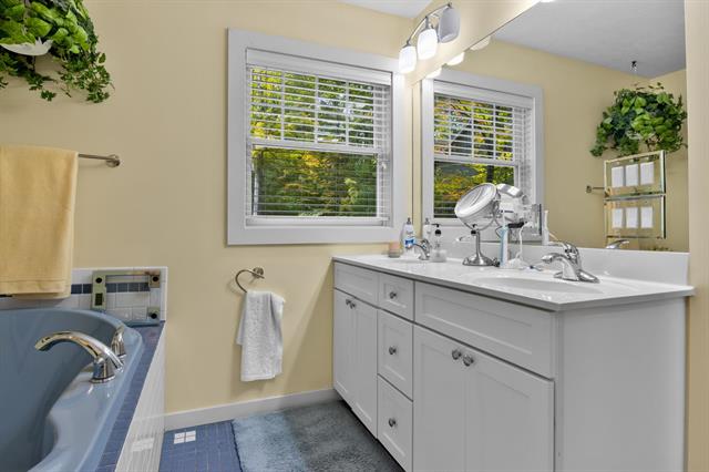 Builiding view thirty two for 5798 Bay Meadows, Traverse City, MI. 49684