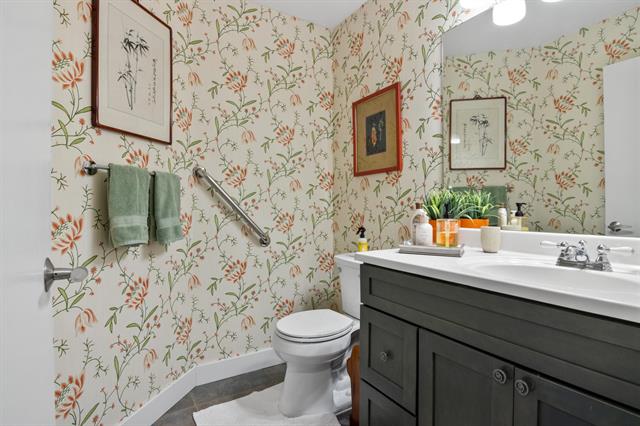 Builiding view twenty seven for 5798 Bay Meadows, Traverse City, MI. 49684