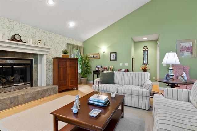 Builiding view twenty two for 5798 Bay Meadows, Traverse City, MI. 49684