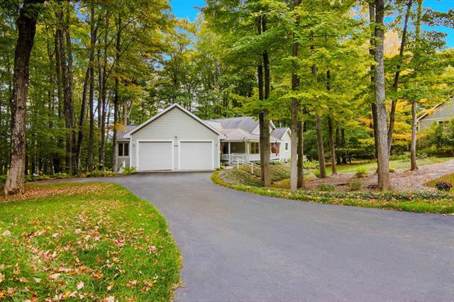 Builiding view two for 5798 Bay Meadows, Traverse City, MI. 49684