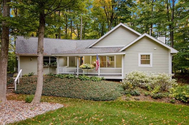 front view for 5798 Bay Meadows Drive, Traverse City, Mi. 49684