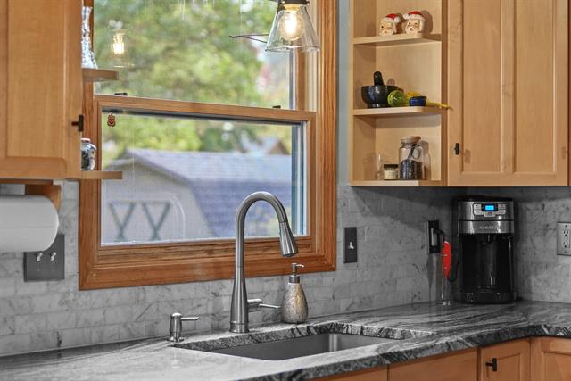 Builiding view five for 105 Marigold, Houghton Lake, MI. 48629