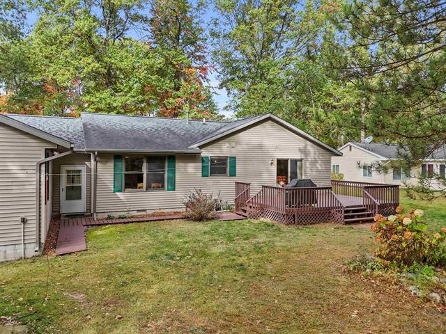 Builiding view forty one for 105 Marigold, Houghton Lake, MI. 48629