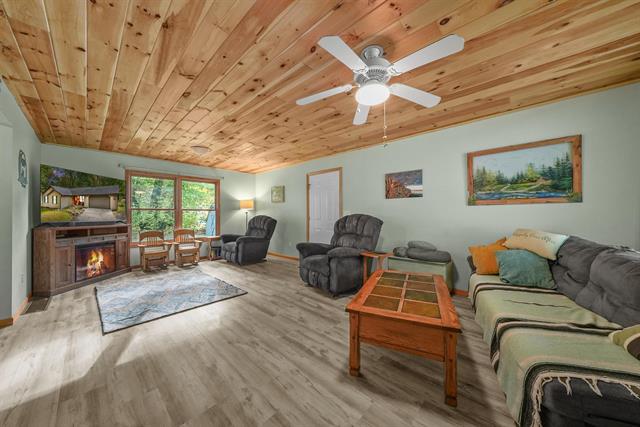 Builiding view thirteen for 105 Marigold, Houghton Lake, MI. 48629