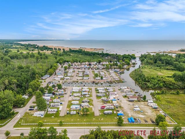 Builiding view eighteen for 831 Main St Unit 105, Au Gres, MI. 48703