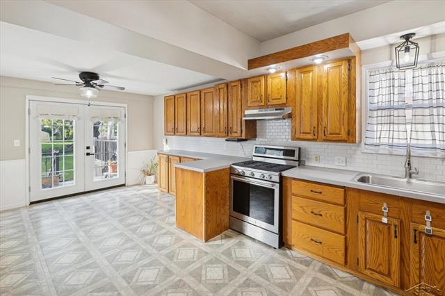 Builiding view five for 2122 2Nd, Bay City, MI. 48708