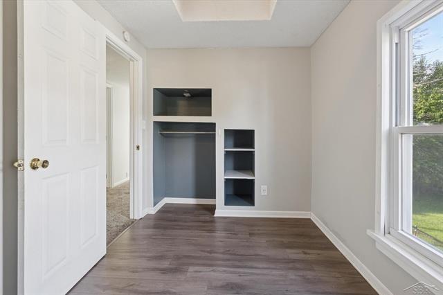 Builiding view thirty for 2122 2Nd, Bay City, MI. 48708