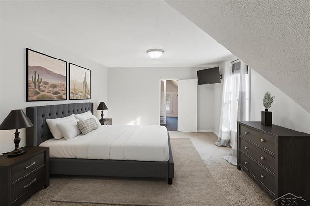 Builiding view twenty four for 2122 2Nd, Bay City, MI. 48708