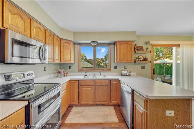 Builiding view eight for 5365 Timberwick, Dryden, MI. 48428