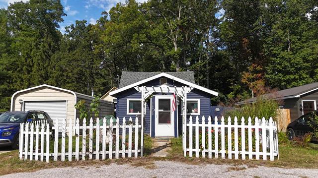 Builiding view six for 16920 6Th, Wellston, MI. 49689