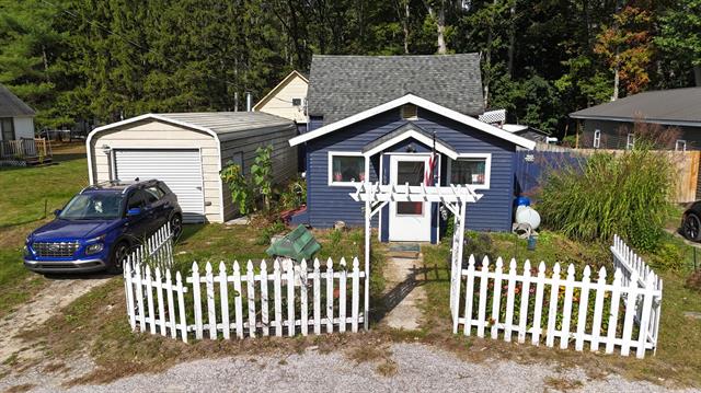 Builiding view twenty four for 16920 6Th, Wellston, MI. 49689