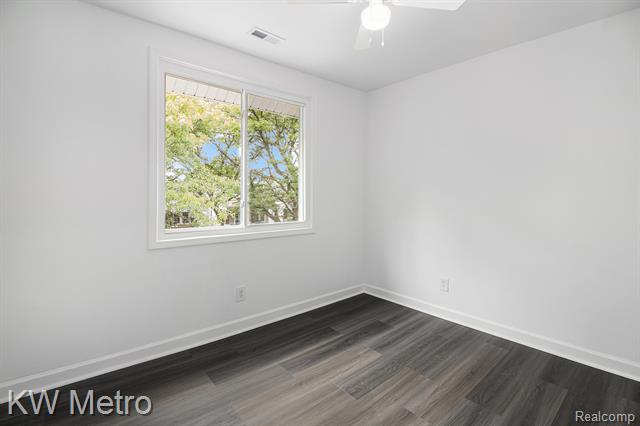 Builiding view eleven for 6533 Willette, Detroit, MI. 48210