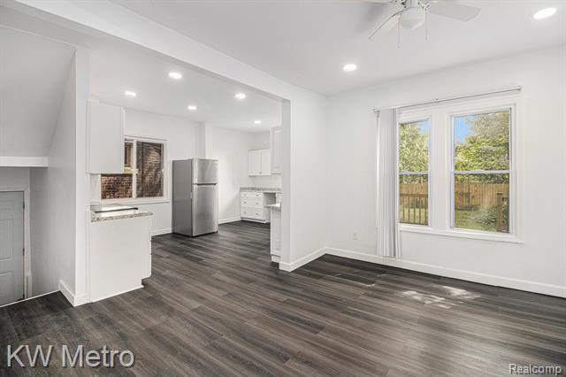 Builiding view five for 6533 Willette, Detroit, MI. 48210