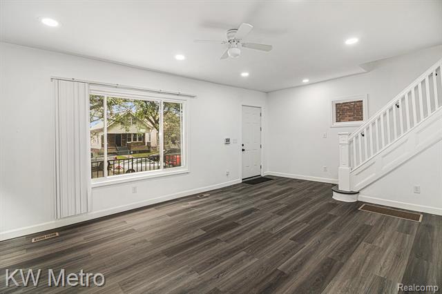 Builiding view four for 6533 Willette, Detroit, MI. 48210