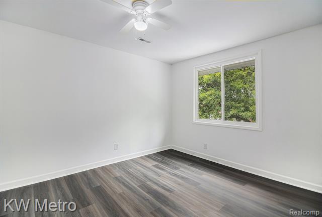 Builiding view ten for 6533 Willette, Detroit, MI. 48210