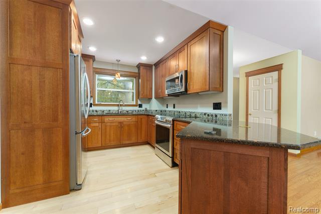 Builiding view eight for 3410 Hogback, Fowlerville, MI. 48836