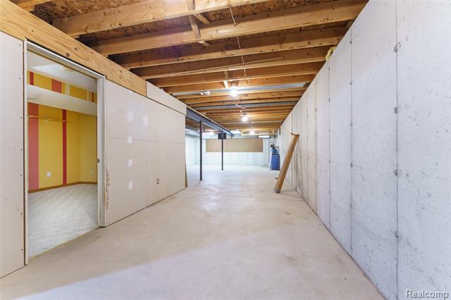 Builiding view nineteen for 3410 Hogback, Fowlerville, MI. 48836