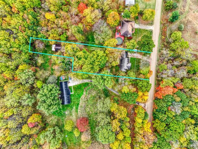 Builiding view thirty five for 3410 Hogback, Fowlerville, MI. 48836