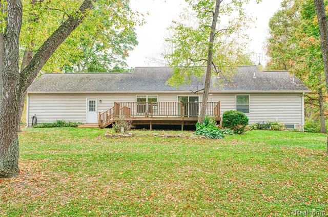 Builiding view twenty nine for 3410 Hogback, Fowlerville, MI. 48836