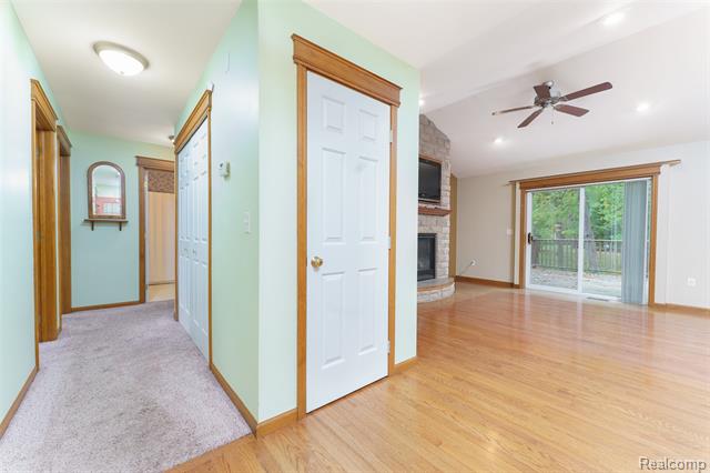 Builiding view two for 3410 Hogback, Fowlerville, MI. 48836