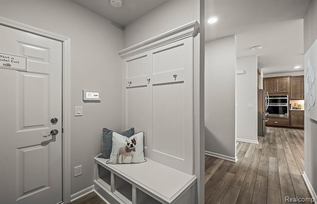 Builiding view eleven for 59580 Schuss Gully, New Hudson, MI. 48165