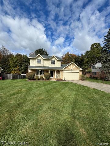 front view for 5527 Copley Square Road, Grand Blanc, Mi. 48439