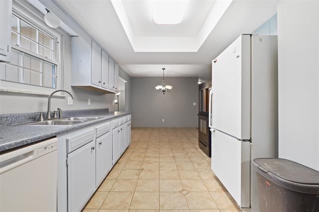 Builiding view eight for 14392 Vassar, Millington, MI. 48746