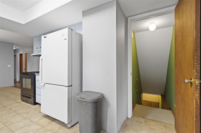 Builiding view eighty eight for 14392 Vassar, Millington, MI. 48746