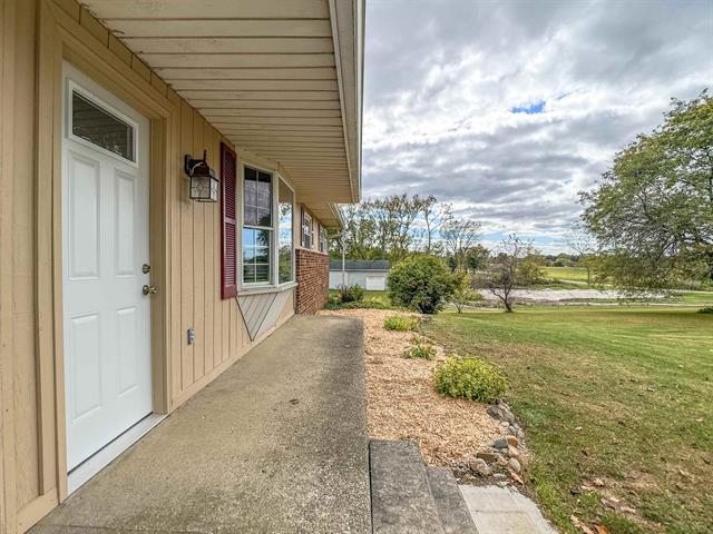 Builiding view fifty for 14392 Vassar, Millington, MI. 48746