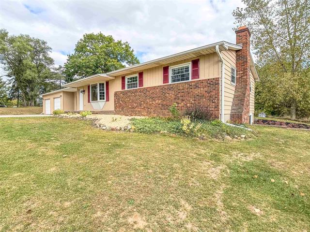 Builiding view forty two for 14392 Vassar, Millington, MI. 48746