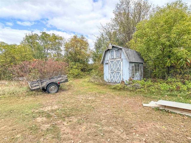 Builiding view forty for 14392 Vassar, Millington, MI. 48746