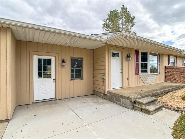 Builiding view ninety four for 14392 Vassar, Millington, MI. 48746