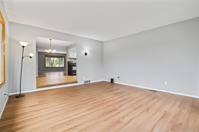 Builiding view ninety three for 14392 Vassar, Millington, MI. 48746