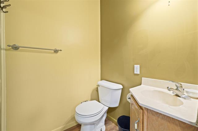 Builiding view six for 14392 Vassar, Millington, MI. 48746