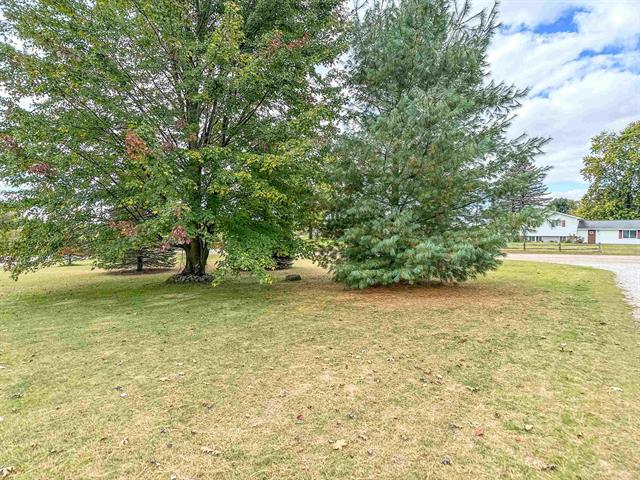 Builiding view sixty eight for 14392 Vassar, Millington, MI. 48746