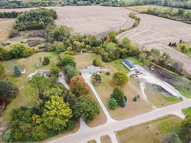 Builiding view twenty two for 14392 Vassar, Millington, MI. 48746