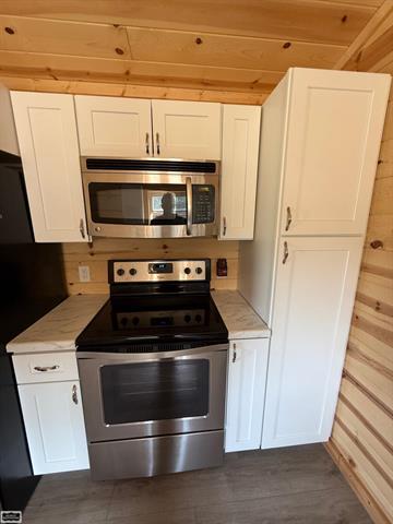 Builiding view eleven for 1900 Burns Rd, Smiths Creek, MI. 48074