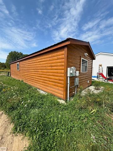 Builiding view two for 1900 Burns Rd, Smiths Creek, MI. 48074