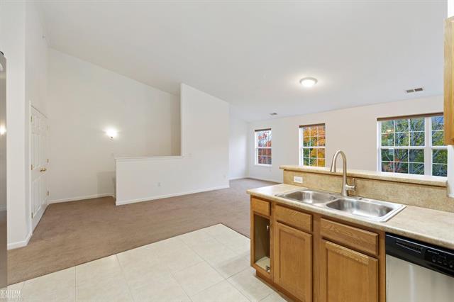 Builiding view five for 43117 Burlington, Sterling Heights, MI. 48312