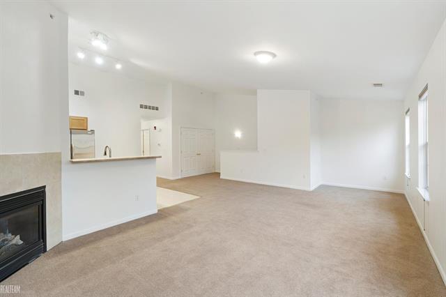 Builiding view nine for 43117 Burlington, Sterling Heights, MI. 48312