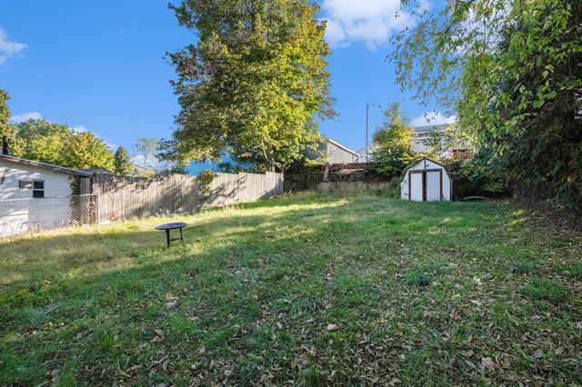 Builiding view twenty two for 108 Disbrow, Cassopolis, MI. 49031