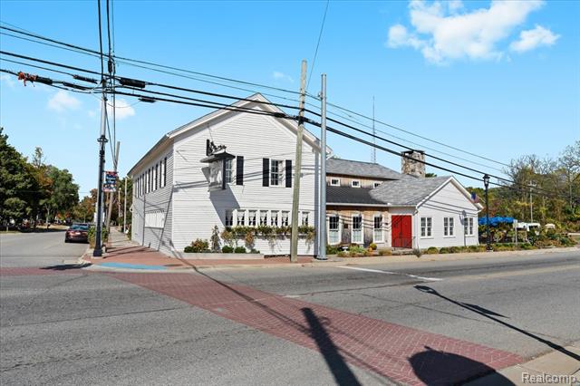 Builiding view fifty three for 68 Fox Hollow, Metamora, MI. 48455