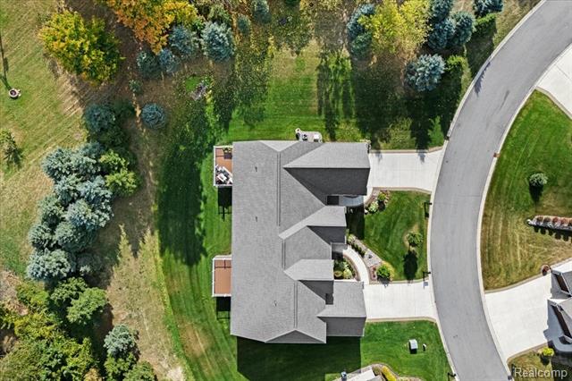 Builiding view forty four for 68 Fox Hollow, Metamora, MI. 48455