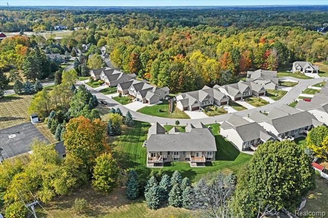 Builiding view forty nine for 68 Fox Hollow, Metamora, MI. 48455