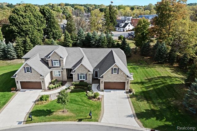 Builiding view forty two for 68 Fox Hollow, Metamora, MI. 48455